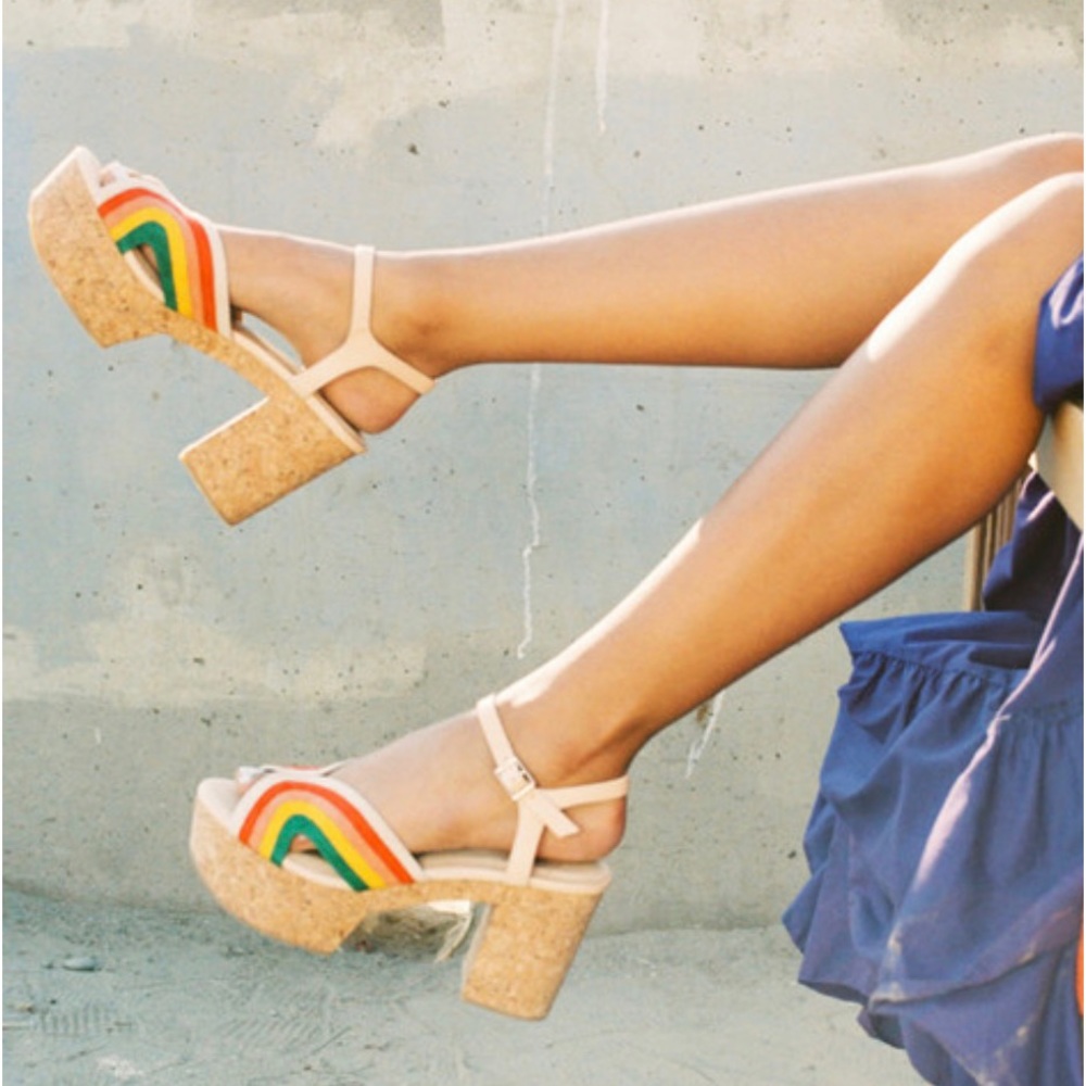 Charlotte Stone “Donna,” size 9, color Rainbow.